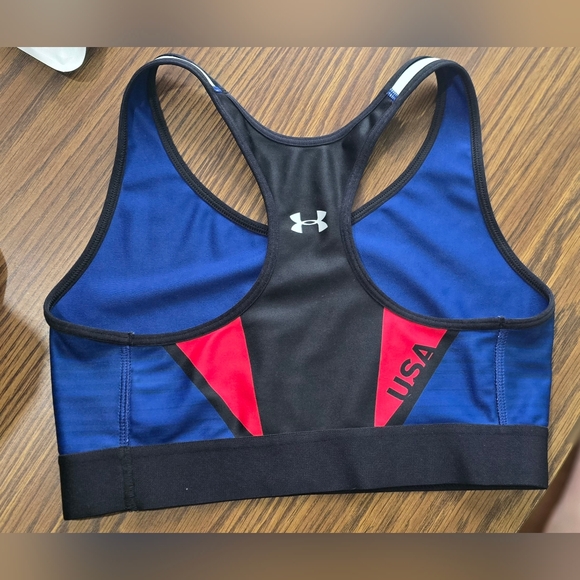 Under Armour Womans Shorts Bra - Picture 3 of 3